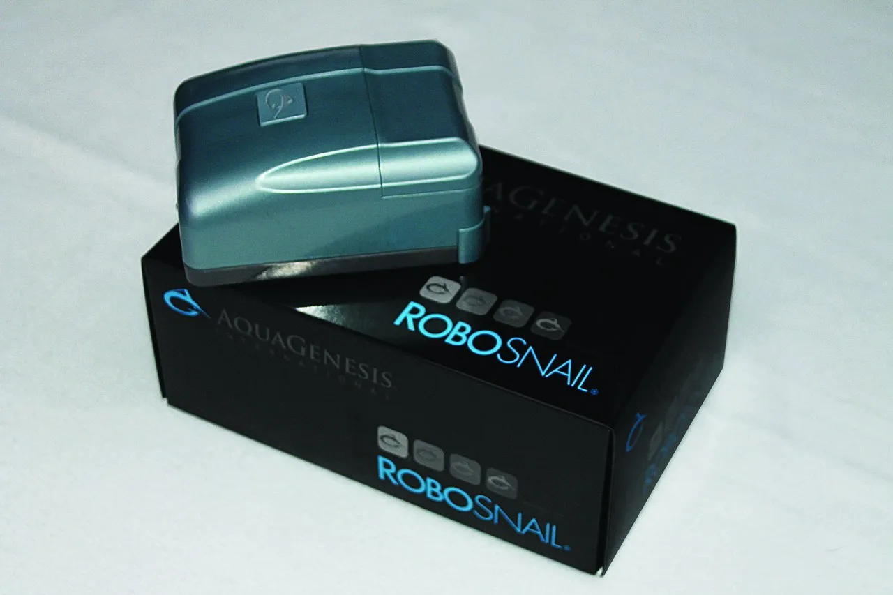 AquaGenesis Robosnail Automatic Aquarium Glass Cleaner