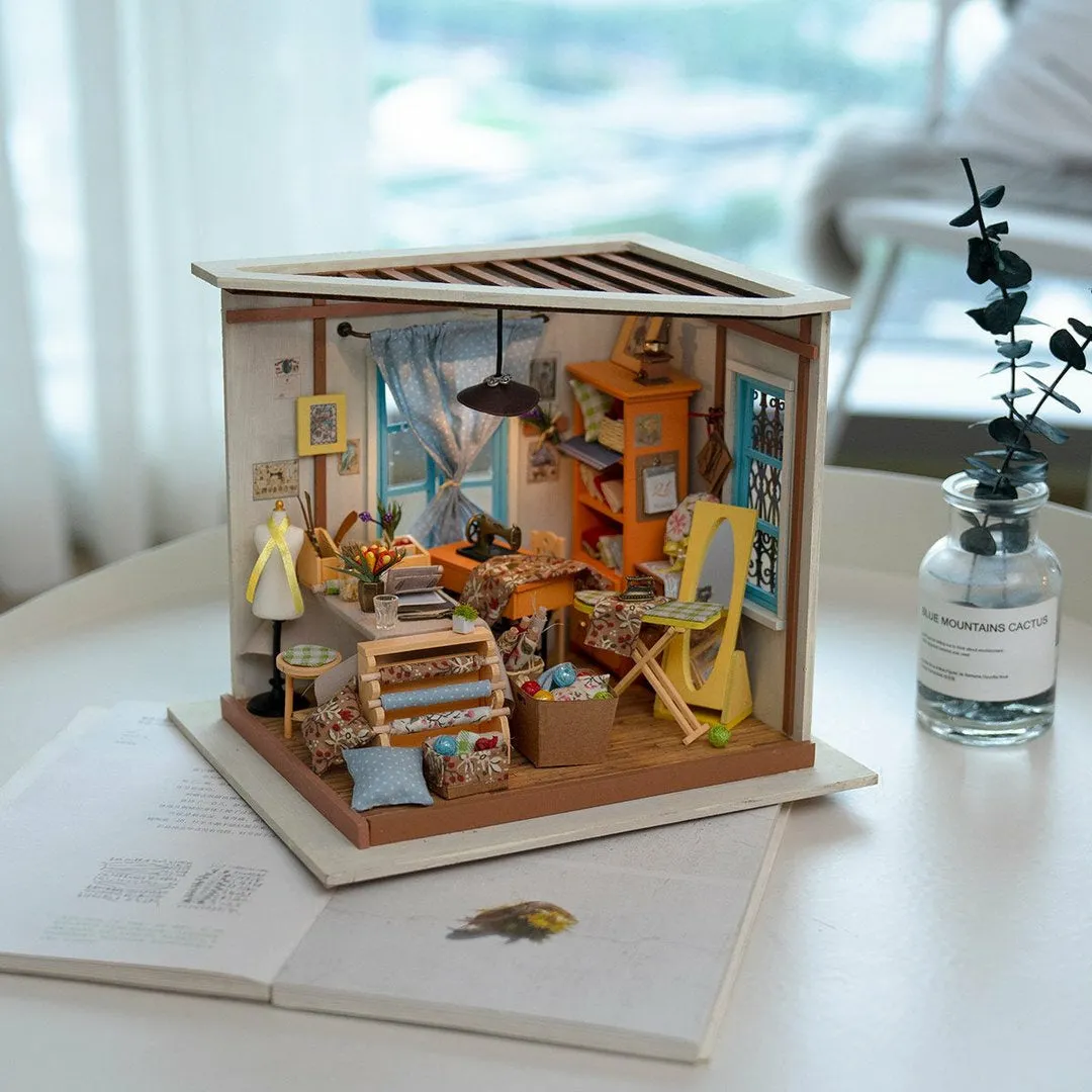 DIY House Lisa's Tailor Shop