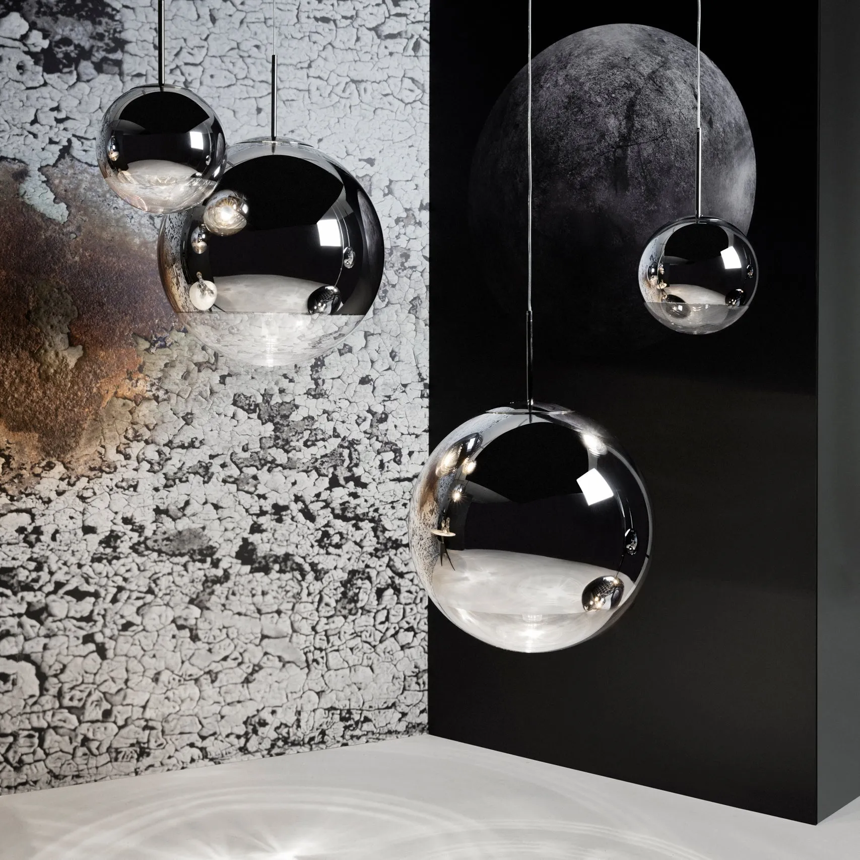 Mirror Ball Range Round Pendant System