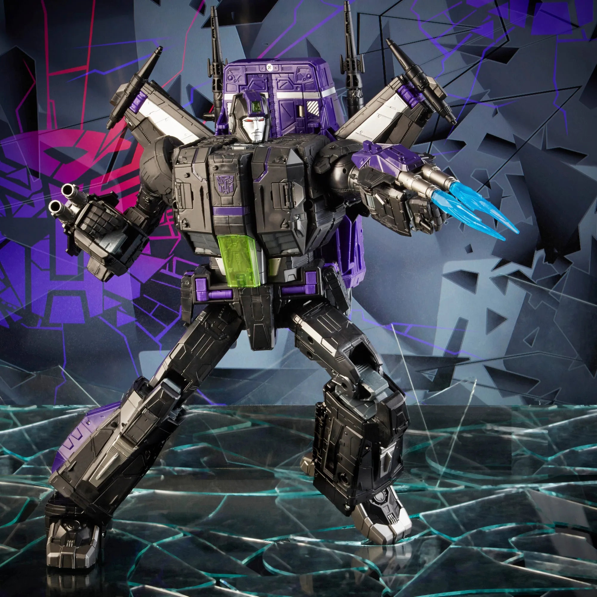Transformers Generations Shattered Glass Collection Jetfire & IDW’s Shattered Glass— Jetfire (Exclusive Hasbro Pulse Variant Cover)