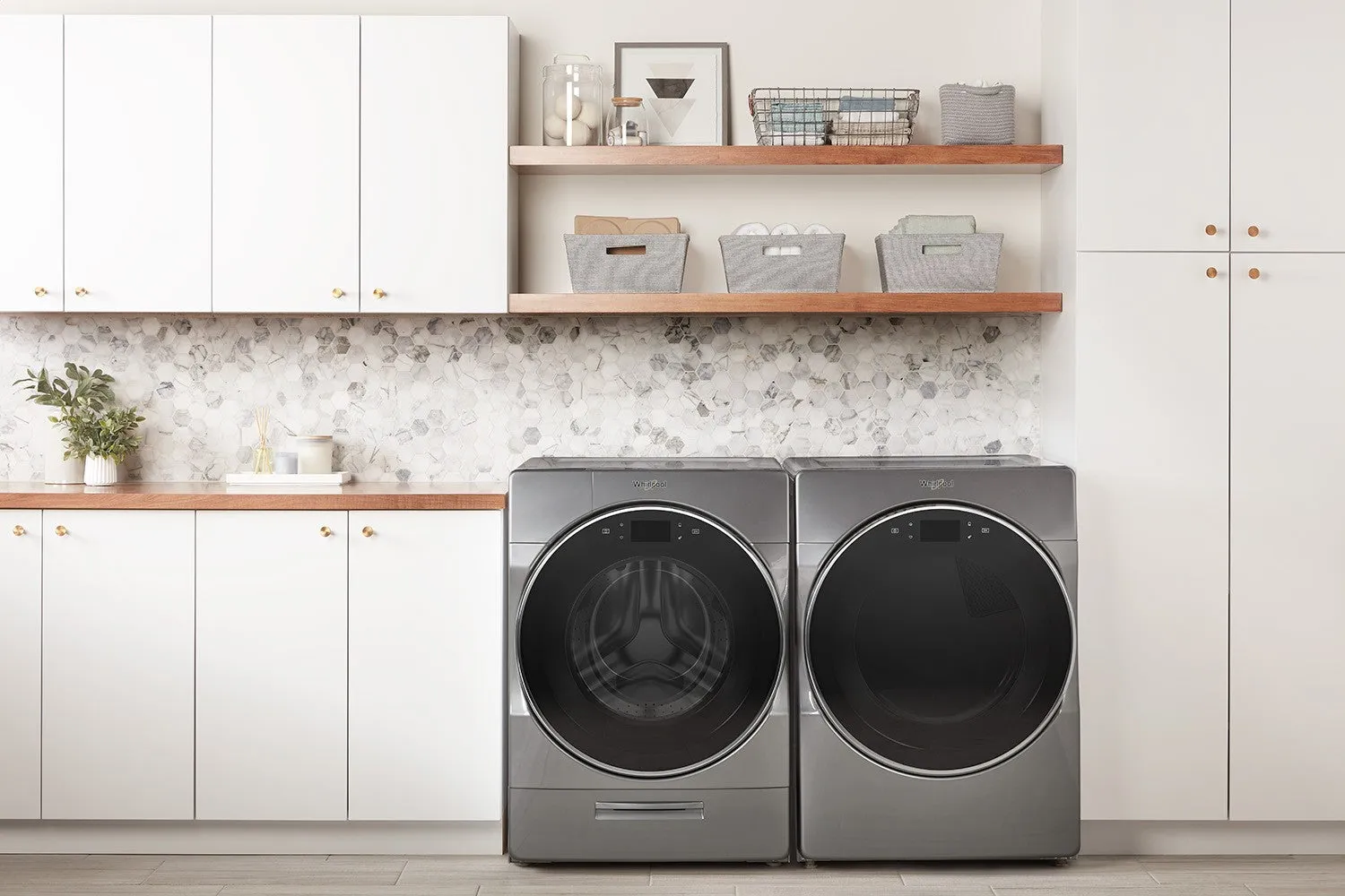 Whirlpool Chrome Shadow Front-Load Washer (5.8 cu. ft.) & Electric Dryer (7.4 cu. ft.) - WFW9620HC/YWED9620HC